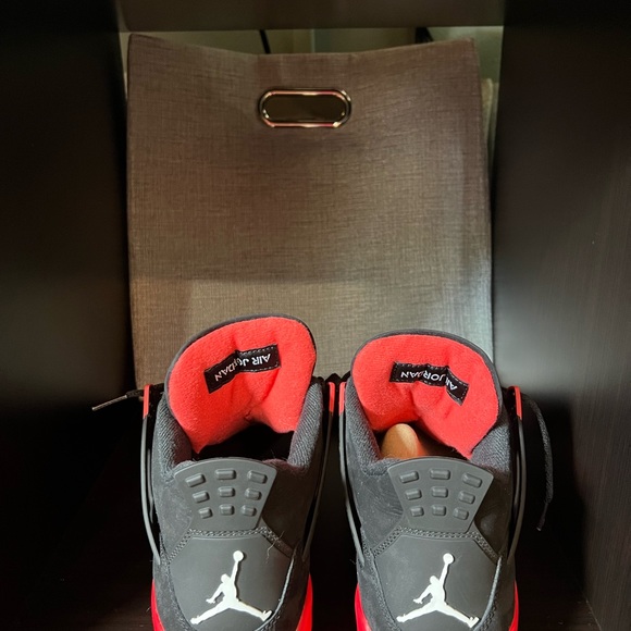 Jordan 4 Red Thunder - Picture 5 of 7